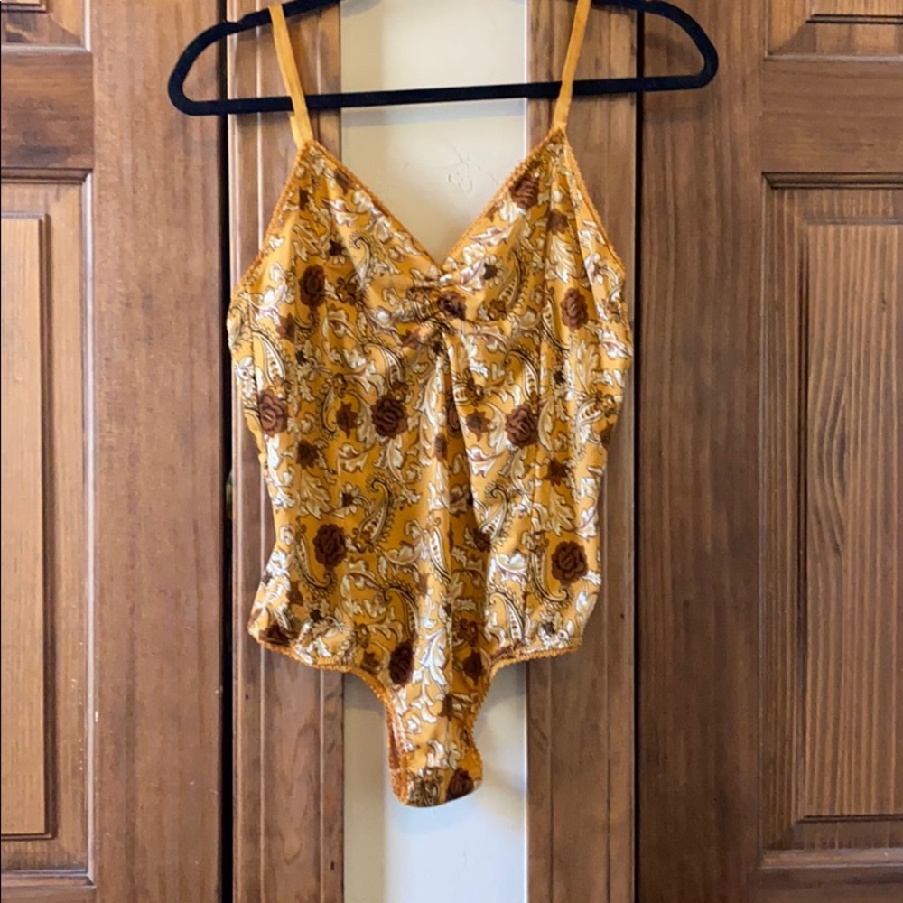 Etienne Body suit